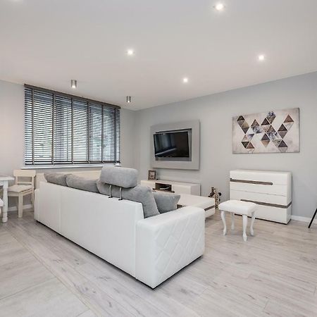 Apartament Silesian Vip Zabrze Extérieur photo