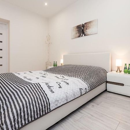 Apartament Silesian Vip Zabrze Extérieur photo